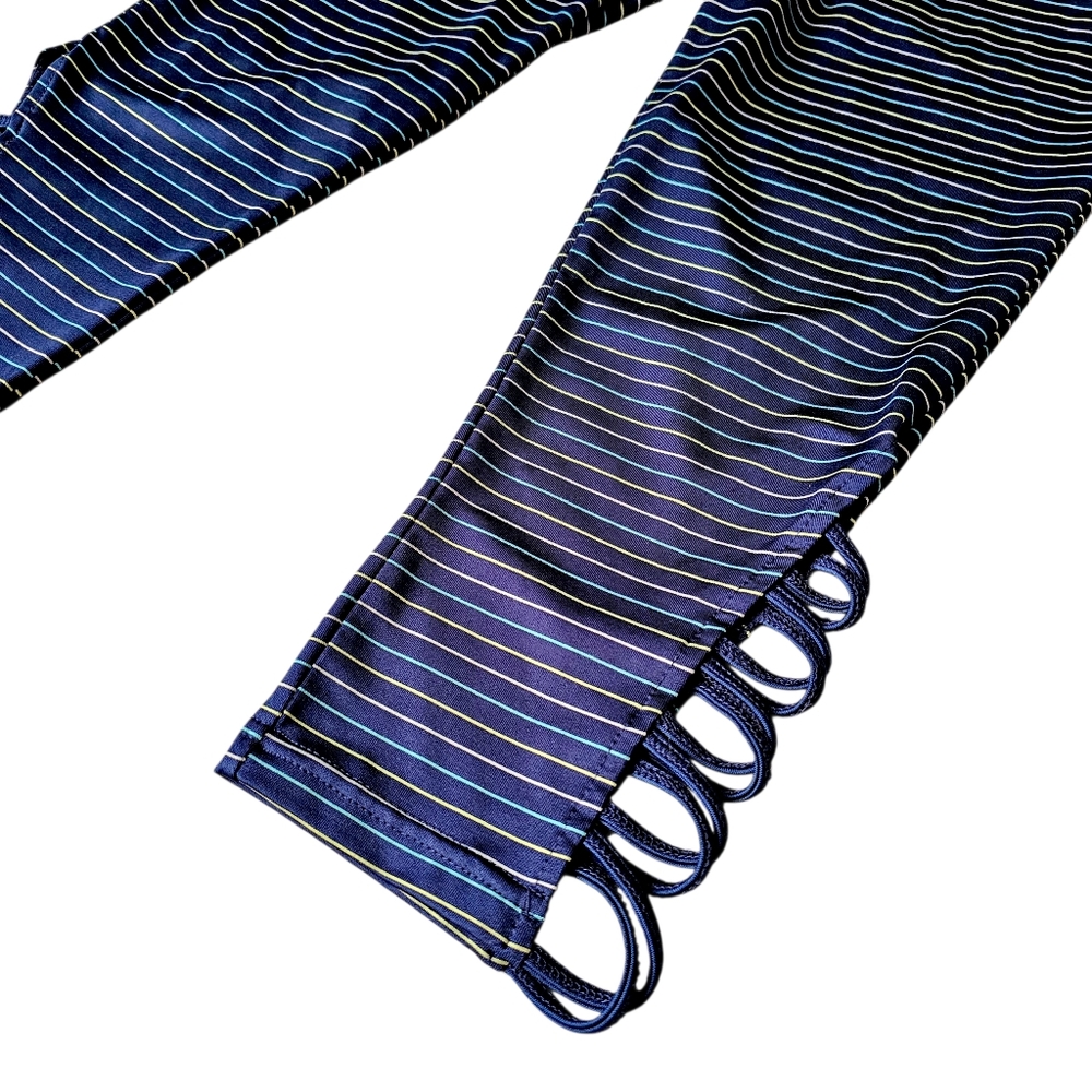 Jockey Women's Striped Cutout Capri Active Leggings - Size M - Picture 4 of 10